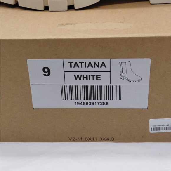 Journee Collection Womens Chelsea Ankle Boots Size 9 White Chunky Lug Sole - Picture 7 of 12